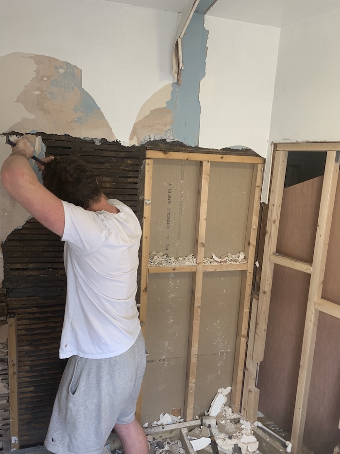 Removing the old plasterboard